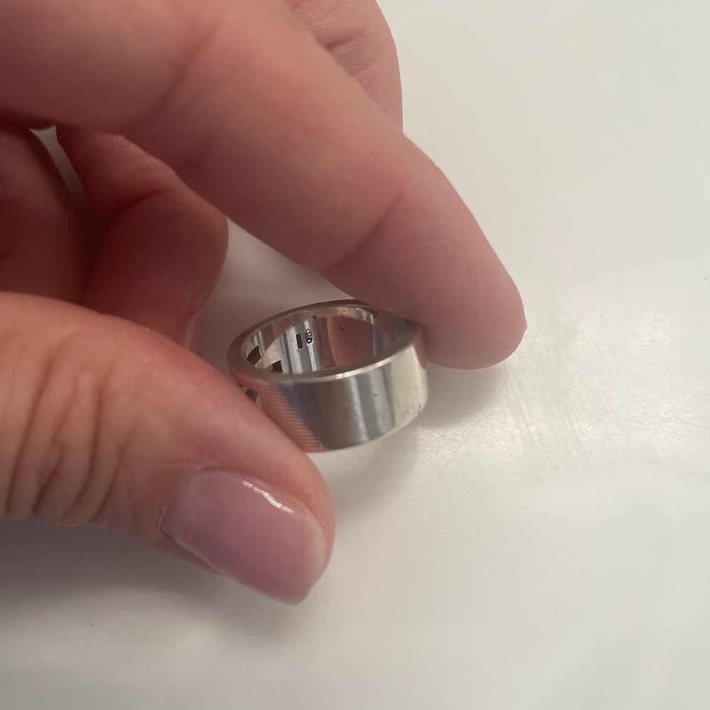 Lovely used Gucci 925 Polished Silver Band - Picture 6 of 11